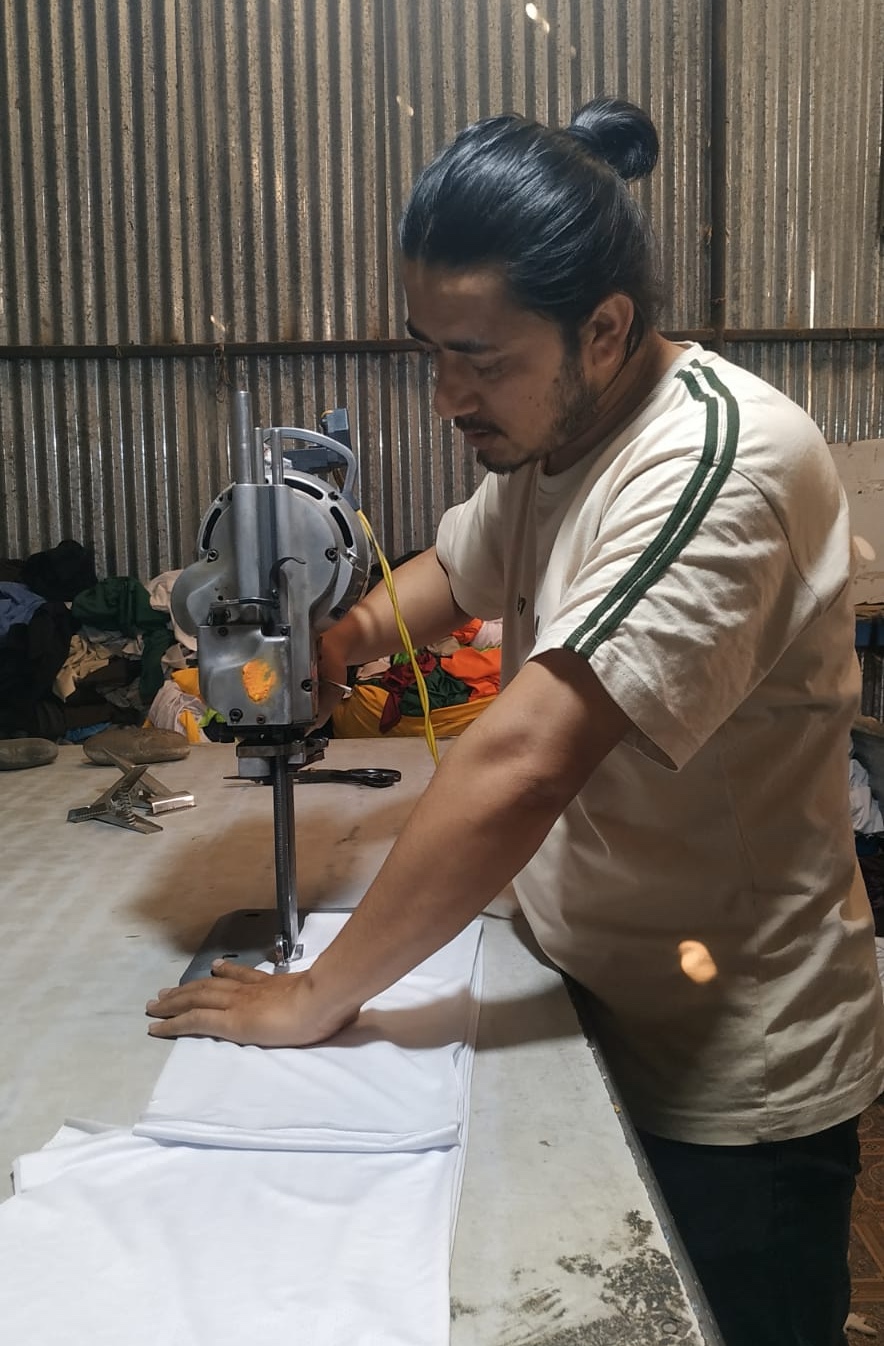 Luga Factory Cutting Fabric